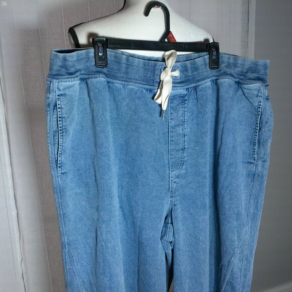 AERIE NWT Pull-On w/ Draw String Blue Wide Leg Soft Jeans XXL - Picture 2 of 11